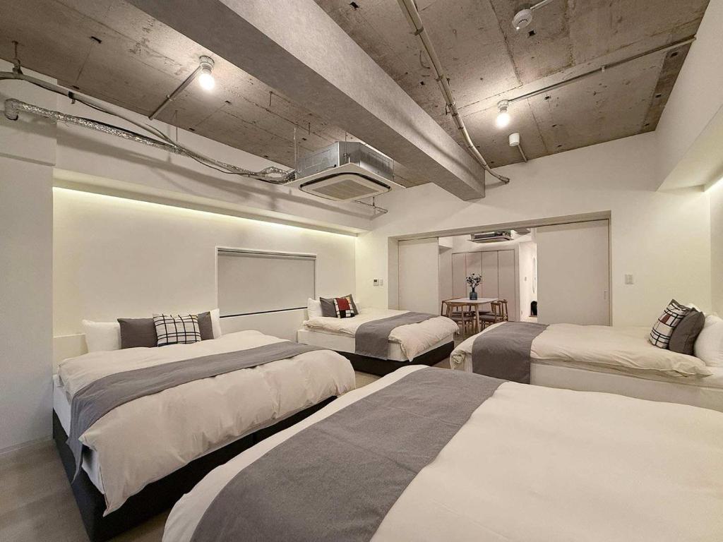 b hotel NaouBLD - Spacious 2BR Apartment in Hatchobori - Sleeps 10 Comfortably photo 2