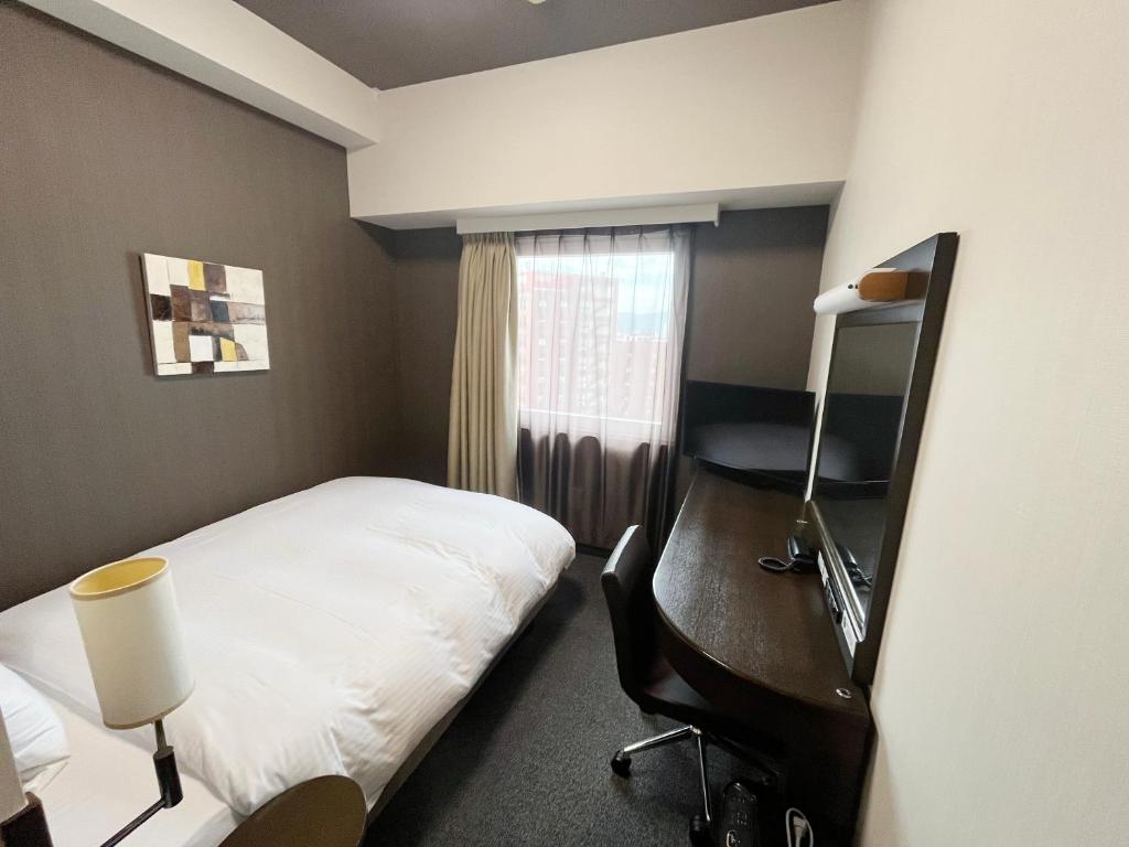 Hotel Route-Inn Fukui Ekimae photo 2