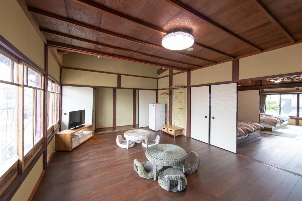 Takashima Jinya — photo 1