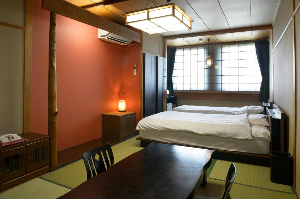 Yadoya Tsubaki photo 2