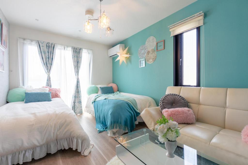 Asakusa Sky Stay Tiffany blue Room — photo 1