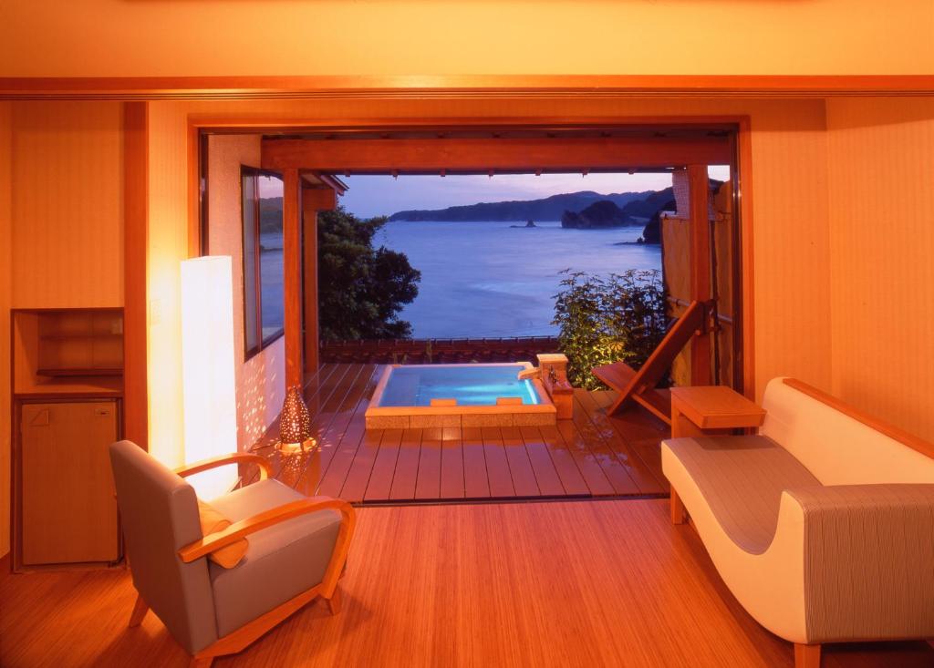 Shimoda Yamatokan — photo 1