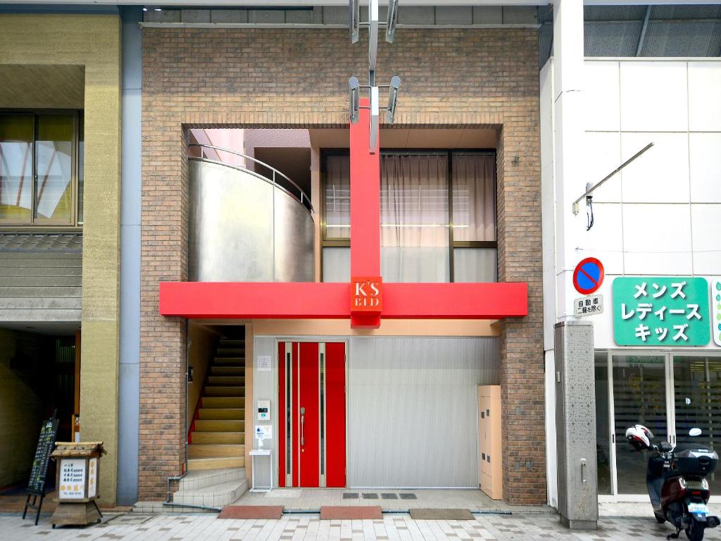 K's Hotel — photo 1