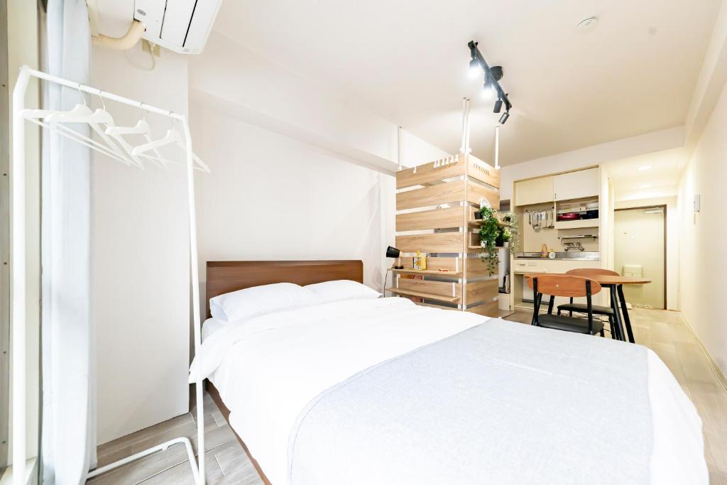 Shinjuku myroom — photo 1