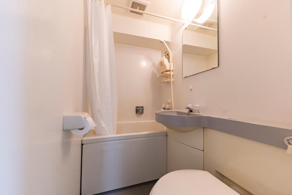 Shinjuku myroom photo 3