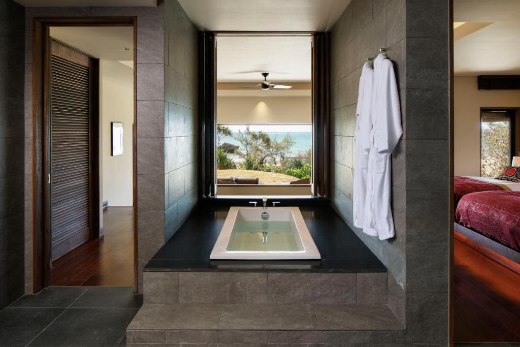 THE HIRAMATSU HOTELS & RESORTS GINOZA OKINAWA photo 3