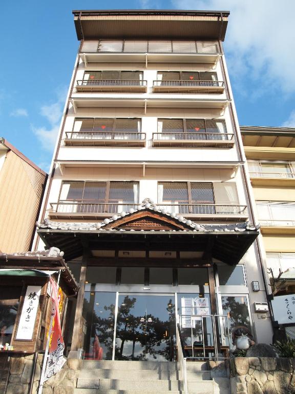 Sakuraya photo 2