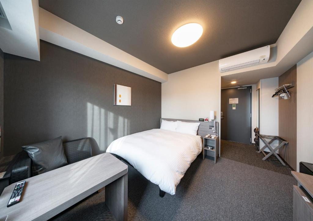 Hotel Route Inn Osaka Izumifuchu photo 2