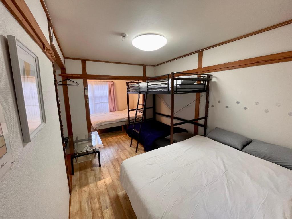 SunHome コリアタウン近く 一軒家貸切り 今里 — photo 1