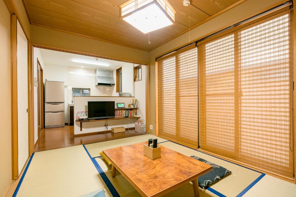 Yotsuya 110 — photo 1