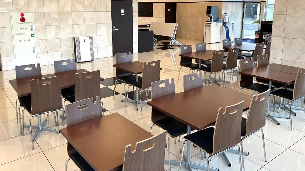 Toyoko Inn Niihama Ekimae photo 3