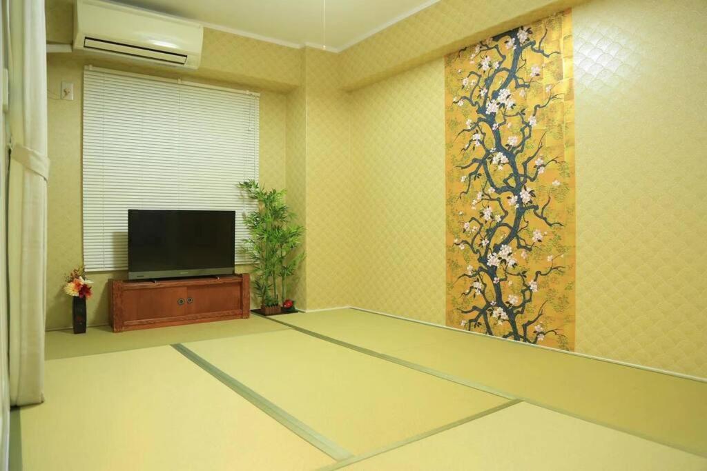 糖果屋岛之内 — photo 1