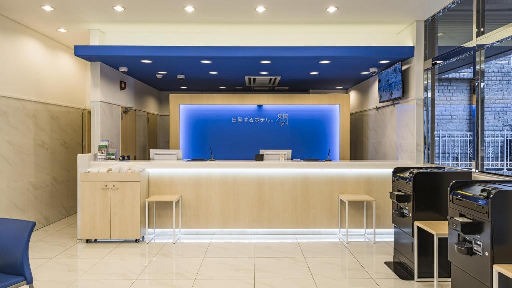 Toyoko Inn Kita-asaka-eki Nishi-guchi photo 2
