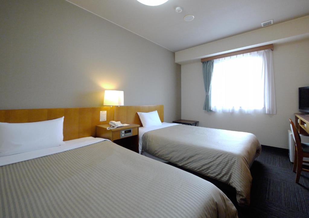 Hotel Route-Inn Nagaizumi Numazu Inter 1 photo 2
