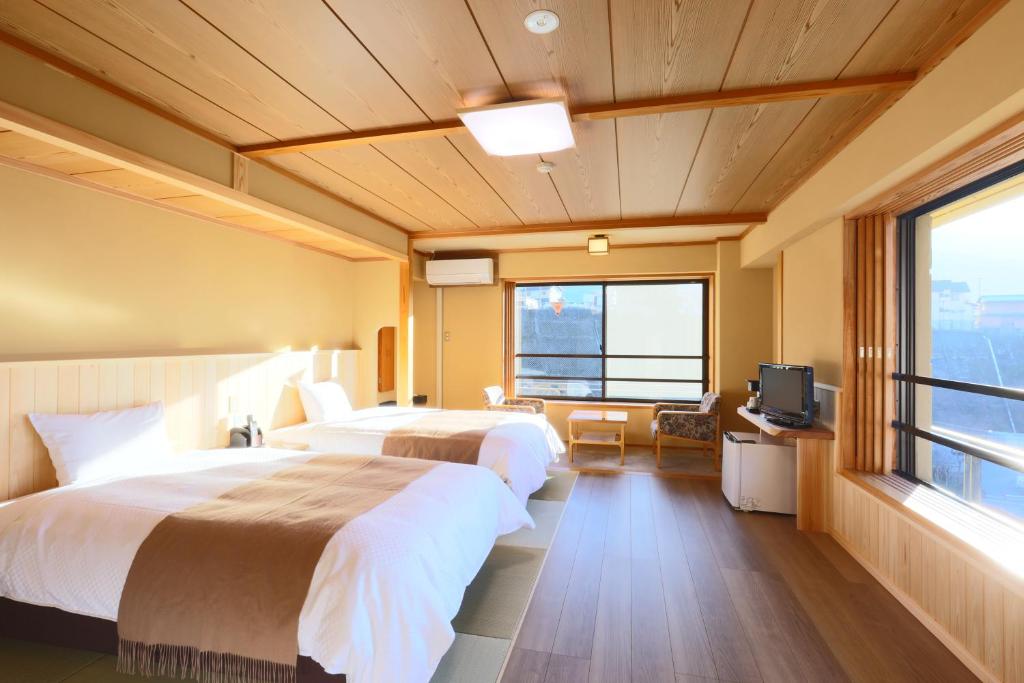 Shibu Hotel photo 2