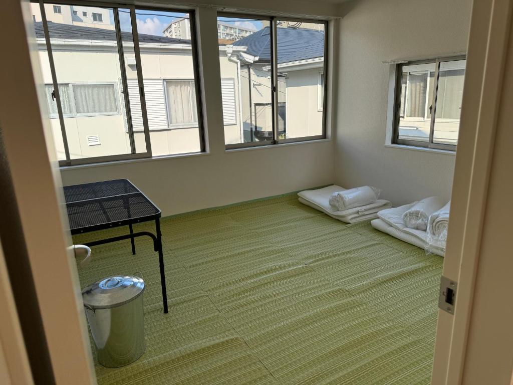 Self check-in Hostel 5mins from JR Nishi Hiro station photo 3