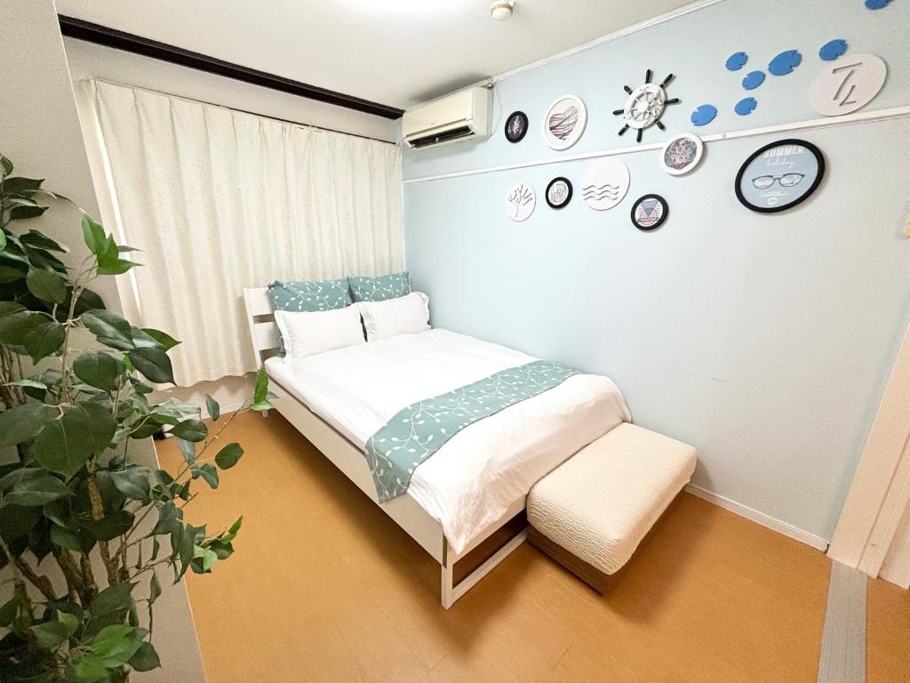 キャンペーン中交通便利日本橋駅から徒歩1分3室2トイレ広い宿泊ですshoppingとfoodの楽園です — photo 1