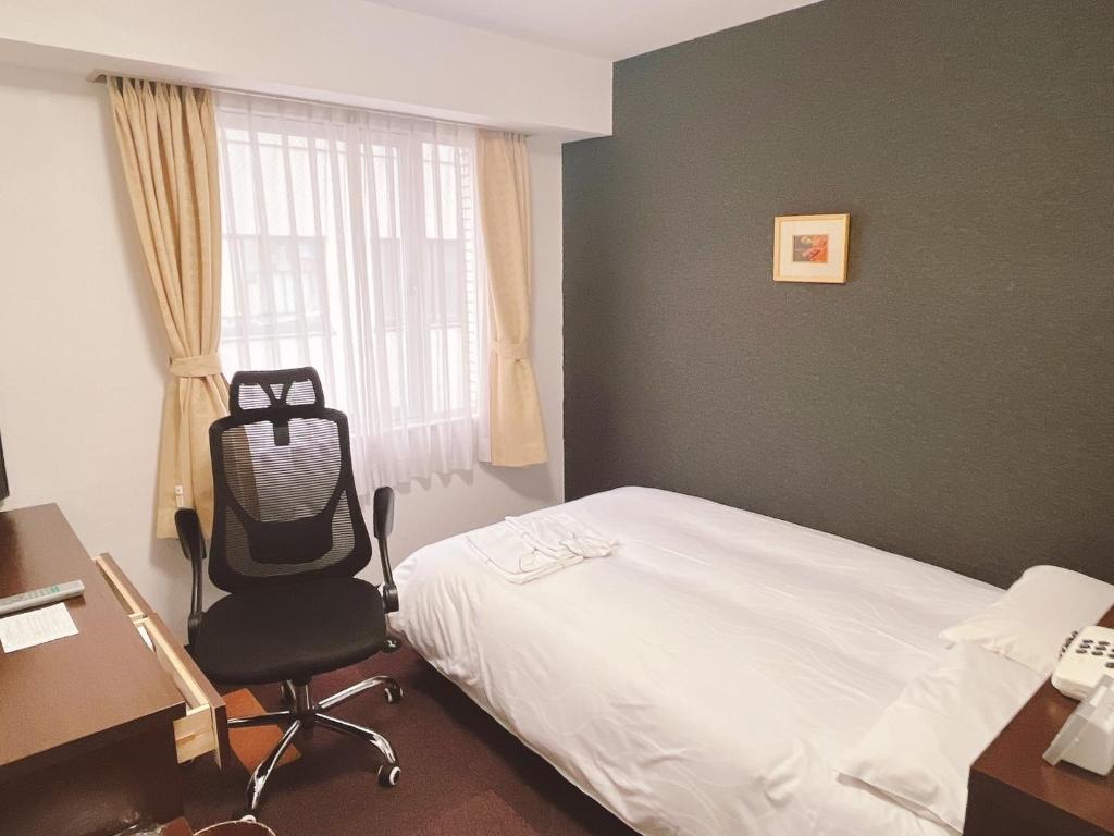 Hotel Shin Osaka / Vacation STAY 81521 — photo 1