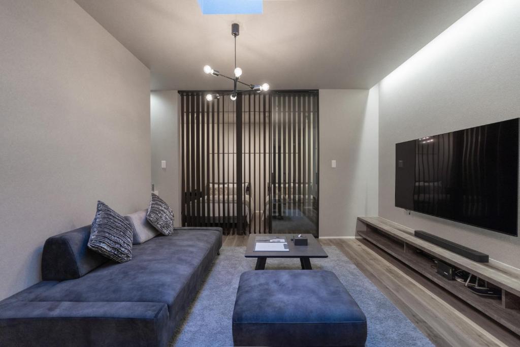 西九条 Villa deLuxe - 高端设计奢华2卧一户建 可住6人 USJ电车5分 极致舒适体验 — photo 1