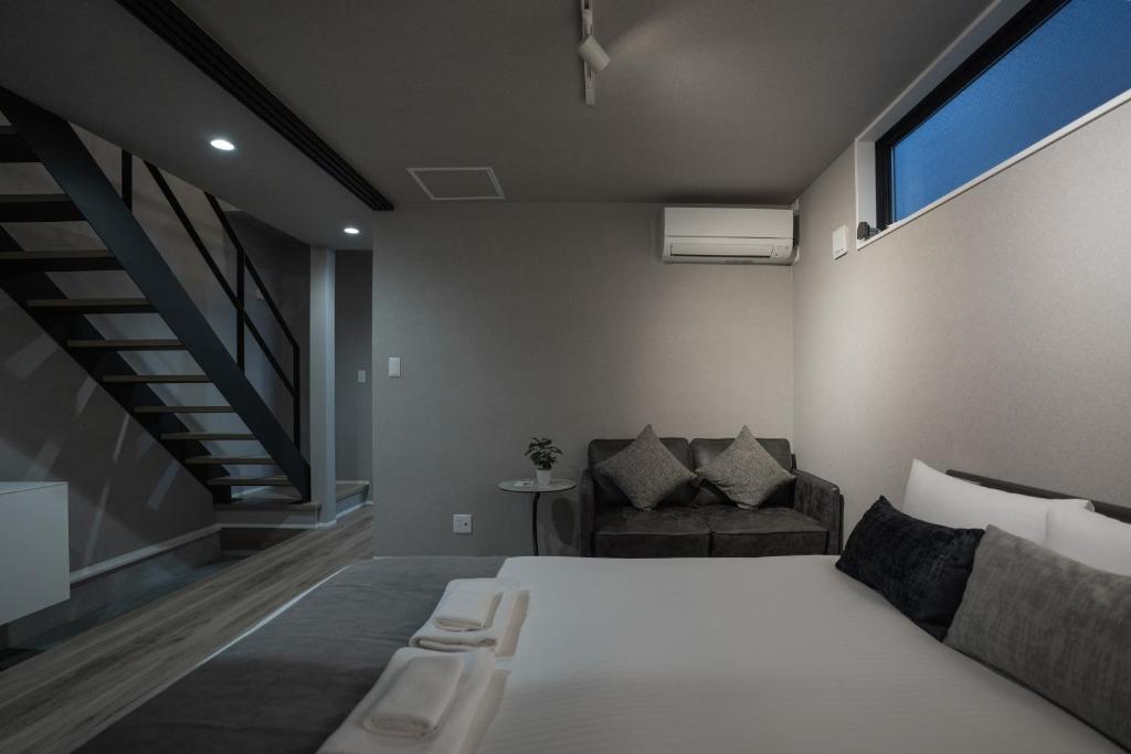 西九条 Villa deLuxe - 高端设计奢华2卧一户建 可住6人 USJ电车5分 极致舒适体验 photo 2