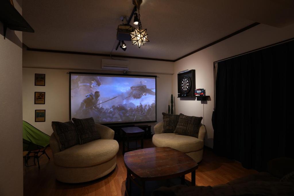CINEMA RESORTS 4 photo 2