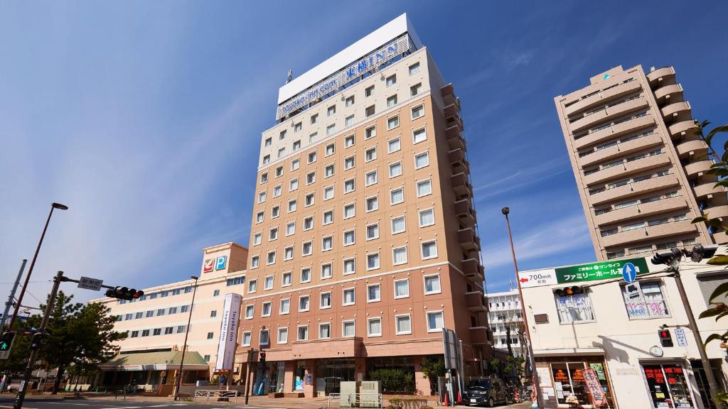 Toyoko Inn Shonan Chigasaki eki Kita guchi — photo 1