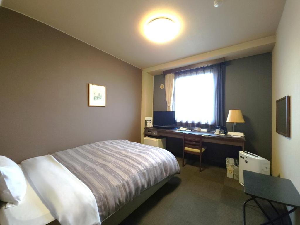 Hotel Route-Inn Court Shinonoi photo 2