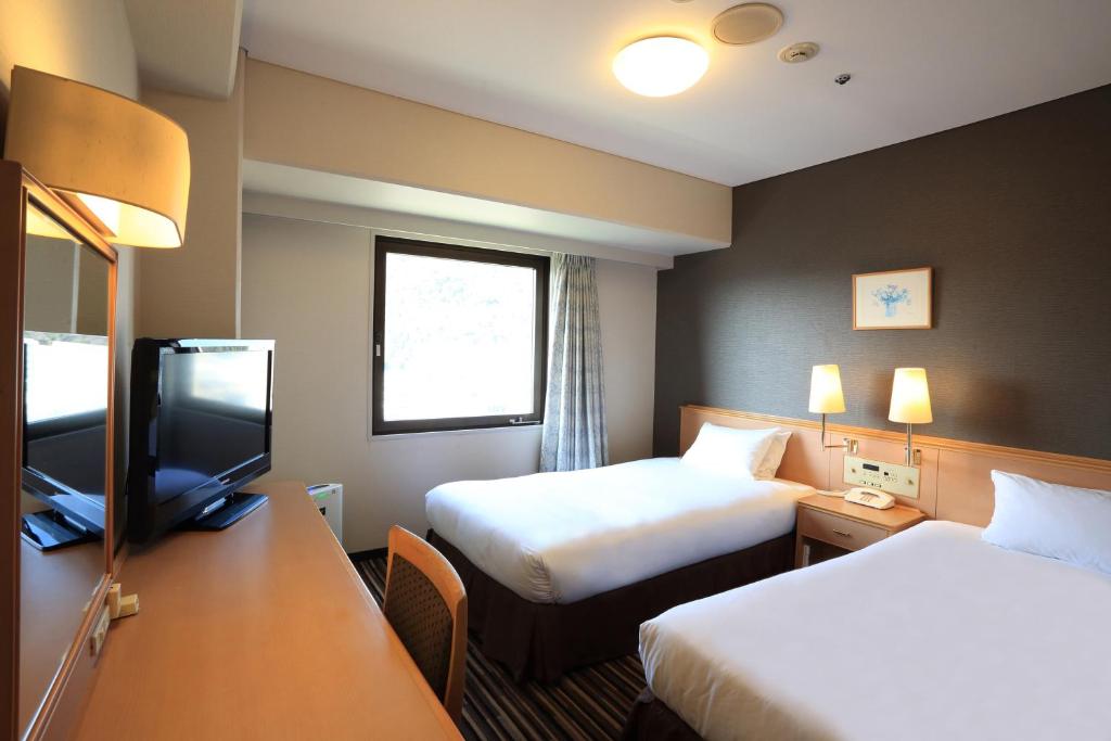 Smile Hotel Tokushima photo 2