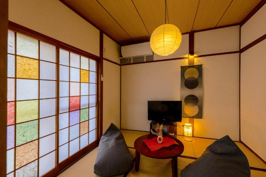 【天神HOUSE 】一軒家まるまる貸切 — photo 1
