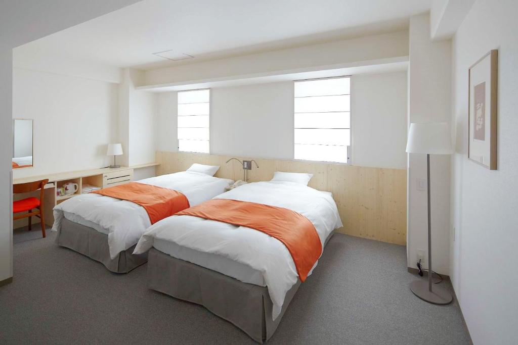 Shin-Osaka Station Hotel photo 2