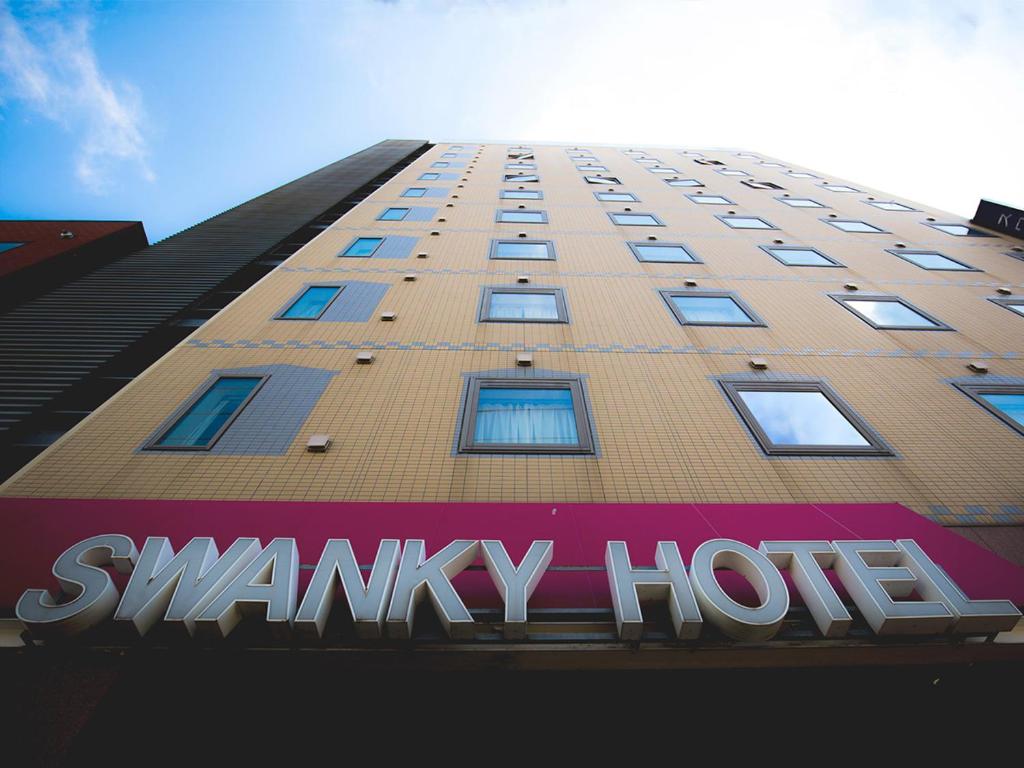 Swanky Hotel Otomo — photo 1