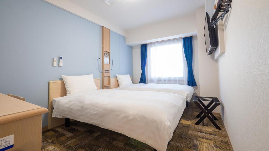 Toyoko Inn Higashi-osaka photo 2