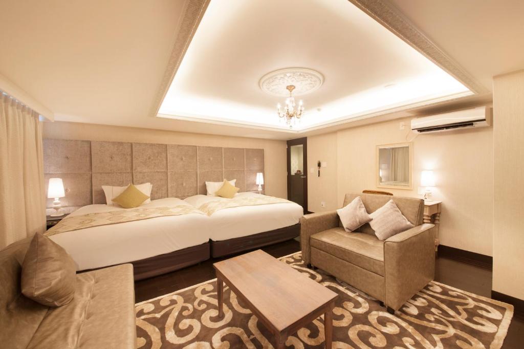 The Centurion Classic Akasaka photo 2