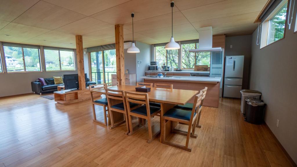Serenity & Solitude Chalets — photo 1