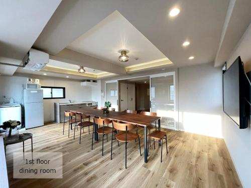 b hotel M's lea - Spacious 2 level apartment 4BR for 16 PPL — photo 1