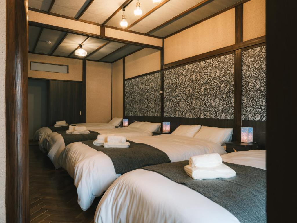 一棟貸し 家族向け 最大8名 黒門市場3分 なんば徒歩圏 Tsubame INN Kuromon photo 2