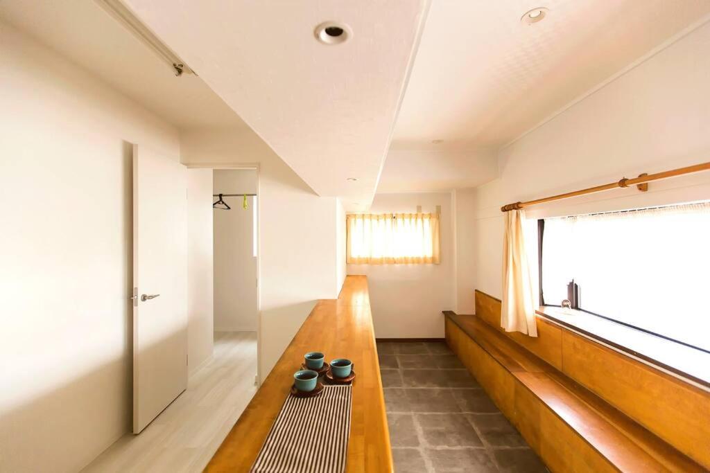Osaka SENJU big Tatami house Max 16ppl direct to KIX airport photo 3