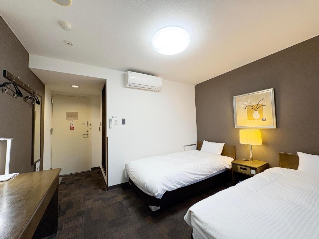 Hotel Route-Inn Court Minami Alps photo 2