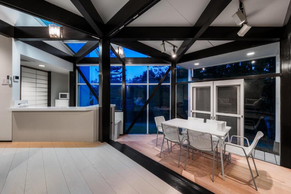 Sunlit Villa Izu -星降る陽だまり森の宿- photo 2