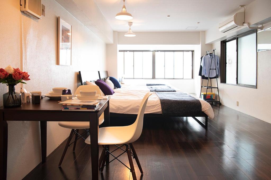 #2 3stops to Shinjuku station stylish spacious studio apartment photo 2