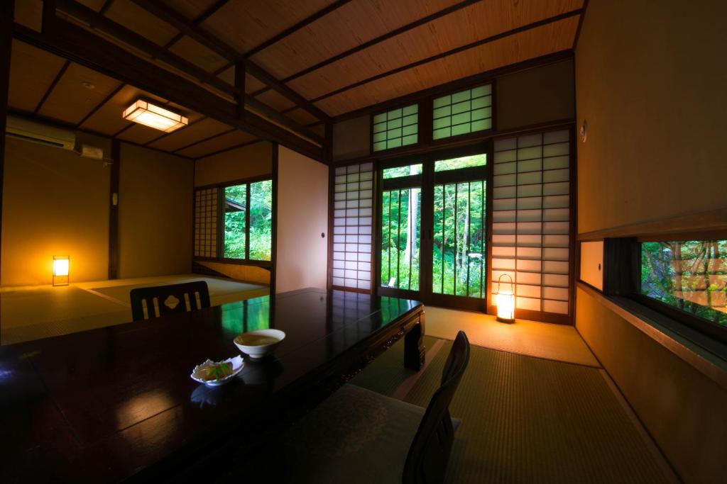 Yufuin Gettouan photo 3