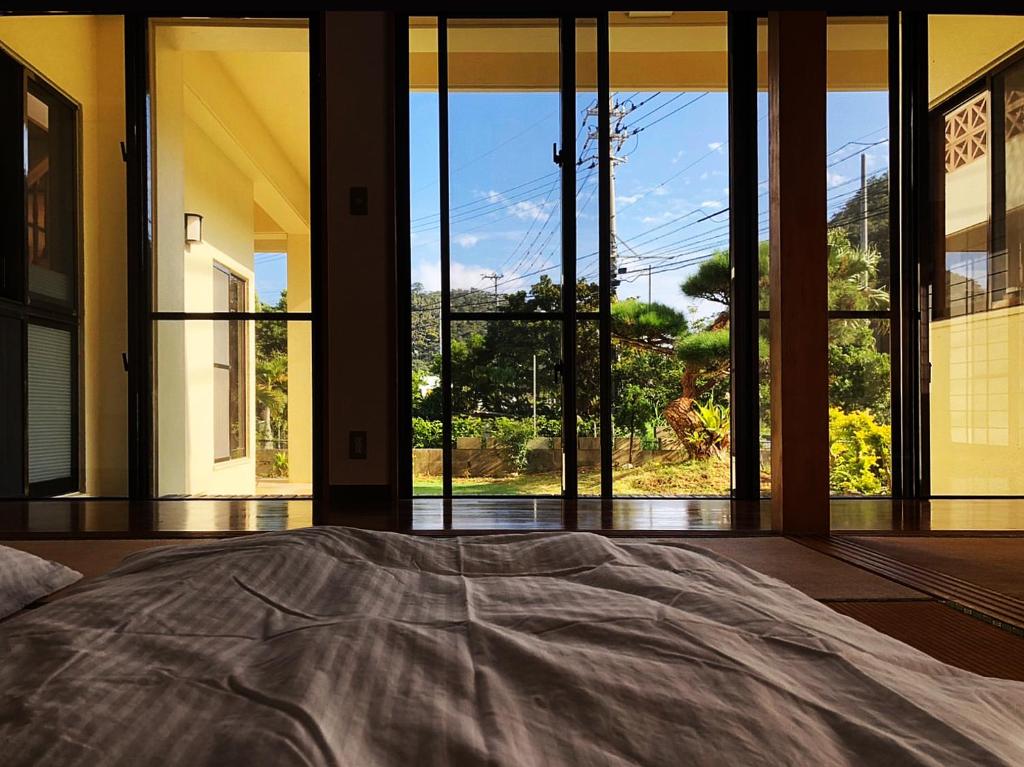 やんばる別荘三原でーじまぎー -Yanbaru stay MIHARA VILLA GRANDE- photo 2