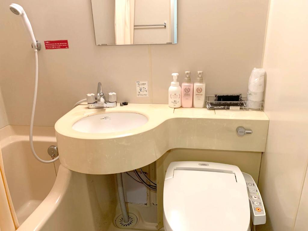 Tokyo Plaza Hotel photo 2