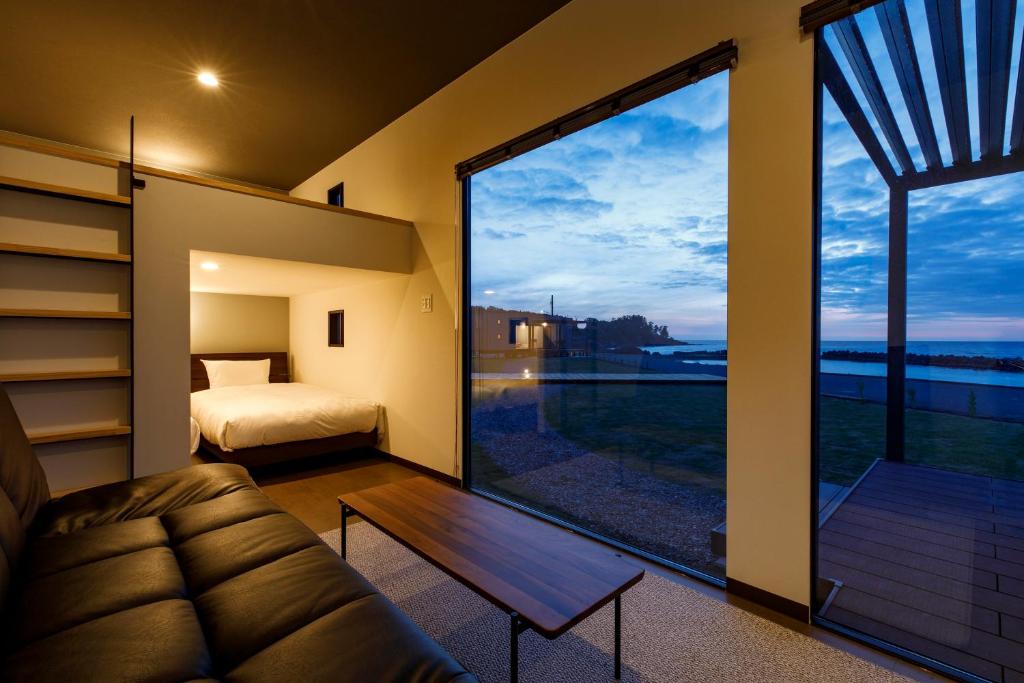 Oruga Resort -Trailer Cottage & Cafe - photo 2