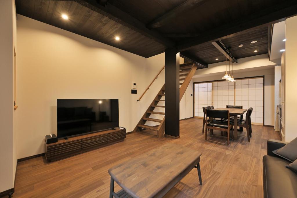 Takeya Gojo — photo 1