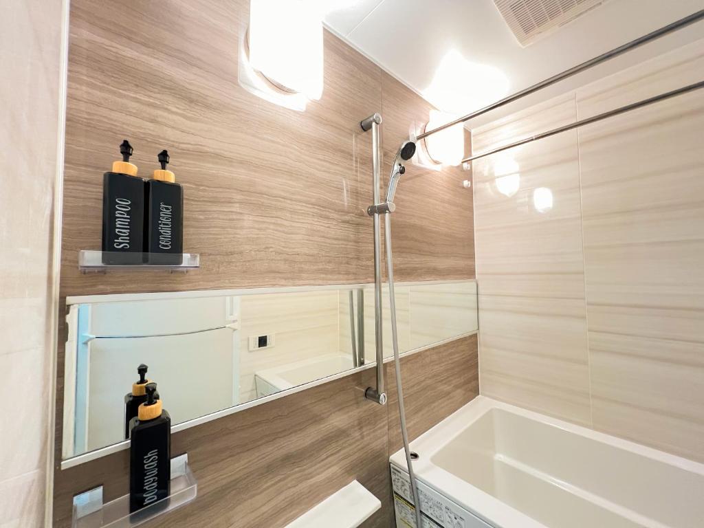 Shinjuku City photo 3