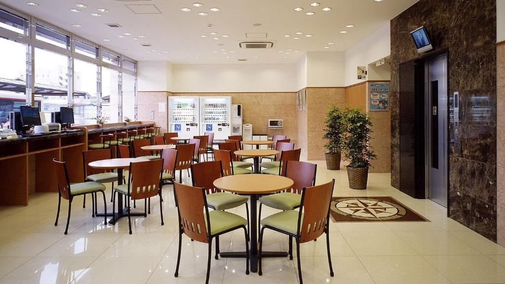 Toyoko Inn Higashi-hiroshima Saijo Ekimae photo 3