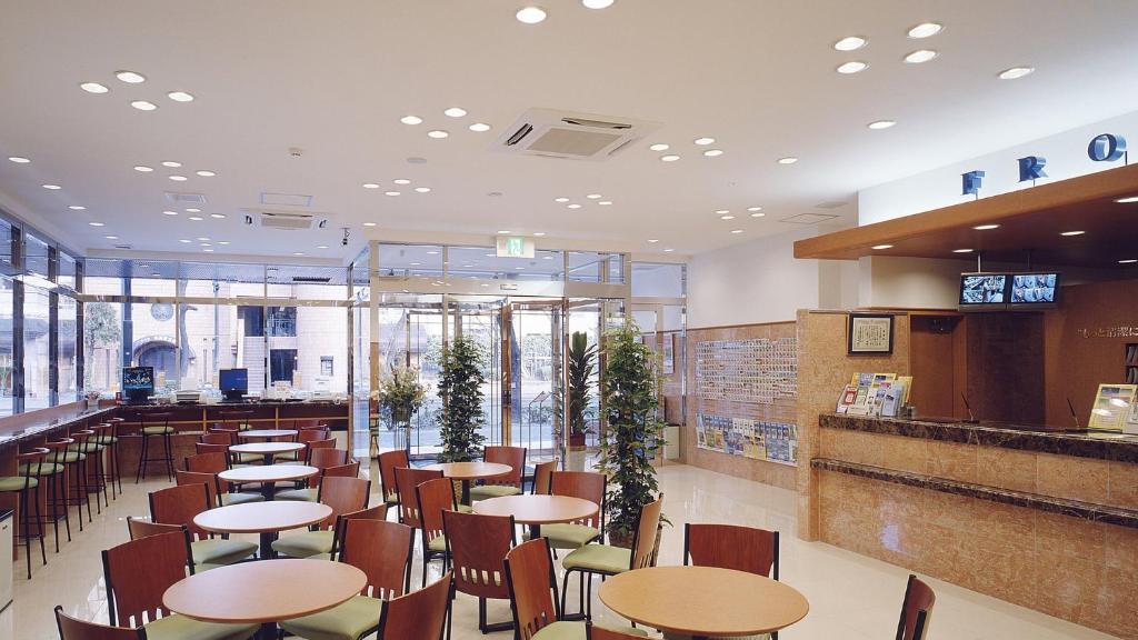 Toyoko Inn Hakata-eki Bus Terminal Mae photo 3