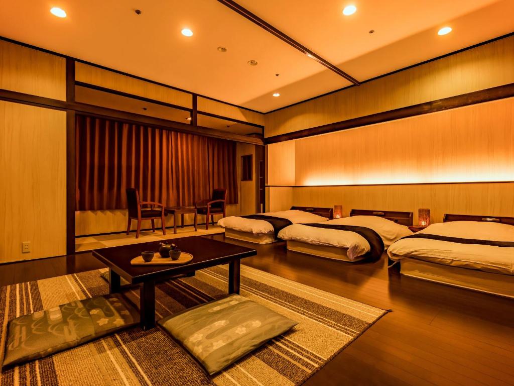 Ooedo Onsen Monogatari Premium Seiunkaku photo 2