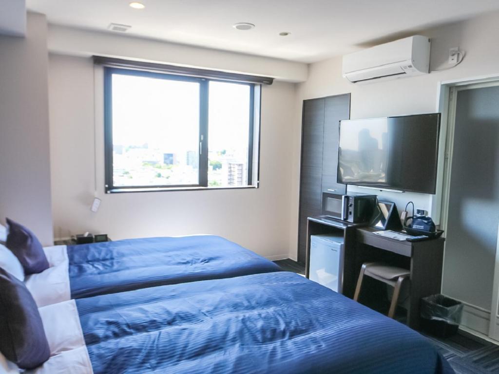 HOTEL LiVEMAX Takadanobaba Ekimae photo 2